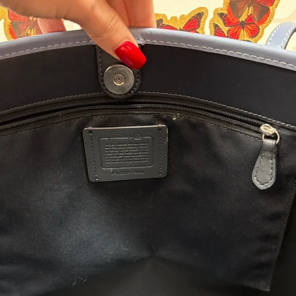 Coach Floral Periwinkle Reversible Tote and Wallet - Picture 15 of 17